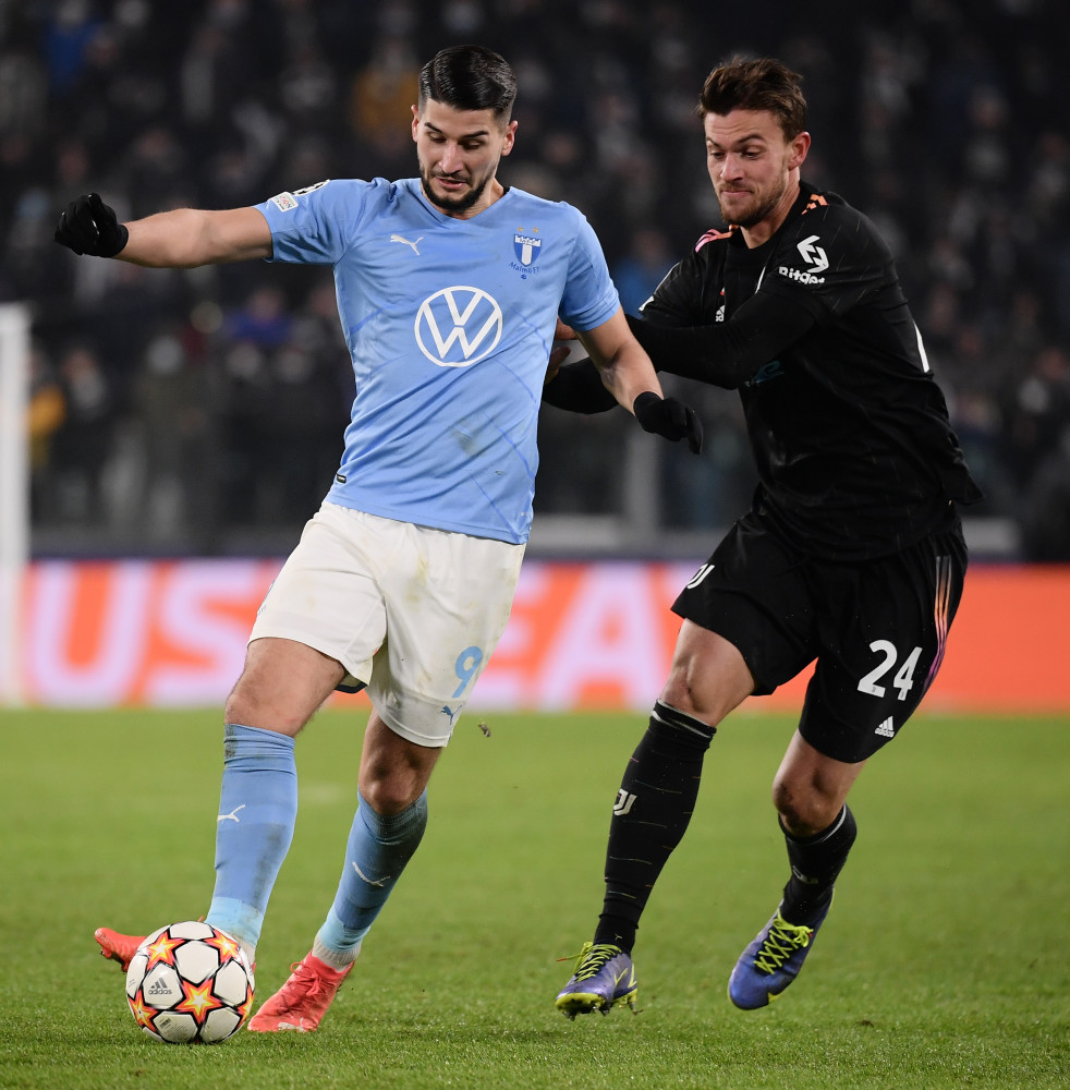 英超前瞻：纽卡主场争胜盼晋级，伯恩利携保级执念客场死拼（英超前瞻：纽卡主场力争晋级，伯恩利为保级客场背水一战）