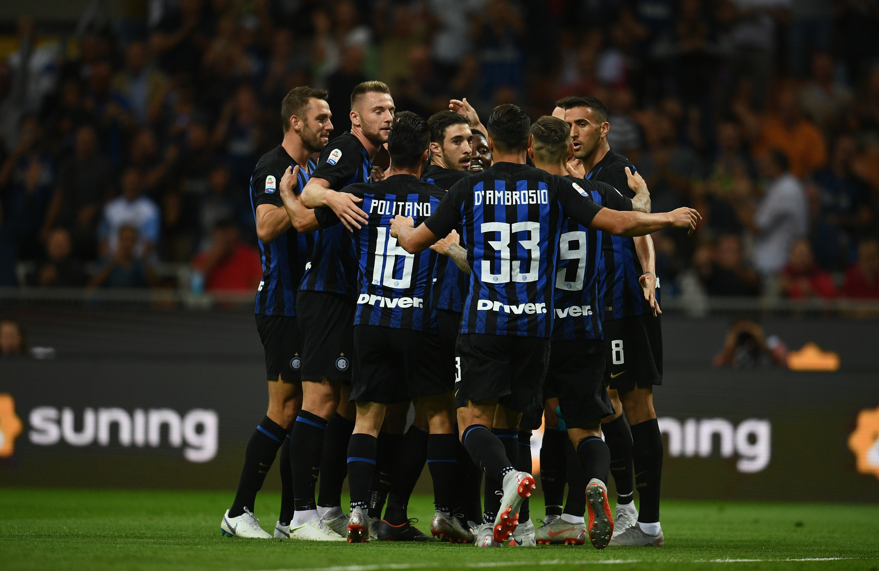 节礼日仅安排一场英超比赛，队报：英格兰球迷对此强烈不满（节礼日英超仅赛一场，队报称英格兰球迷强烈不满）