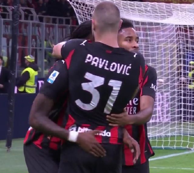 每体：埃里克·加西亚是弗利克麾下唯一全勤的“万能钥匙”（每体：埃里克·加西亚是弗利克手下唯一场场出战的多面手）