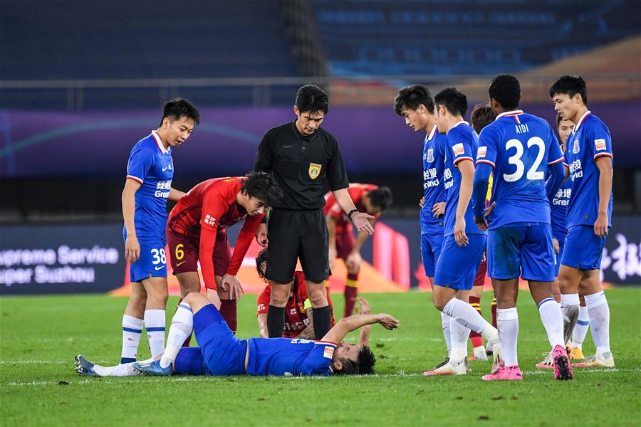 18岁新秀王洪泽CBA首秀获赞成熟如28岁