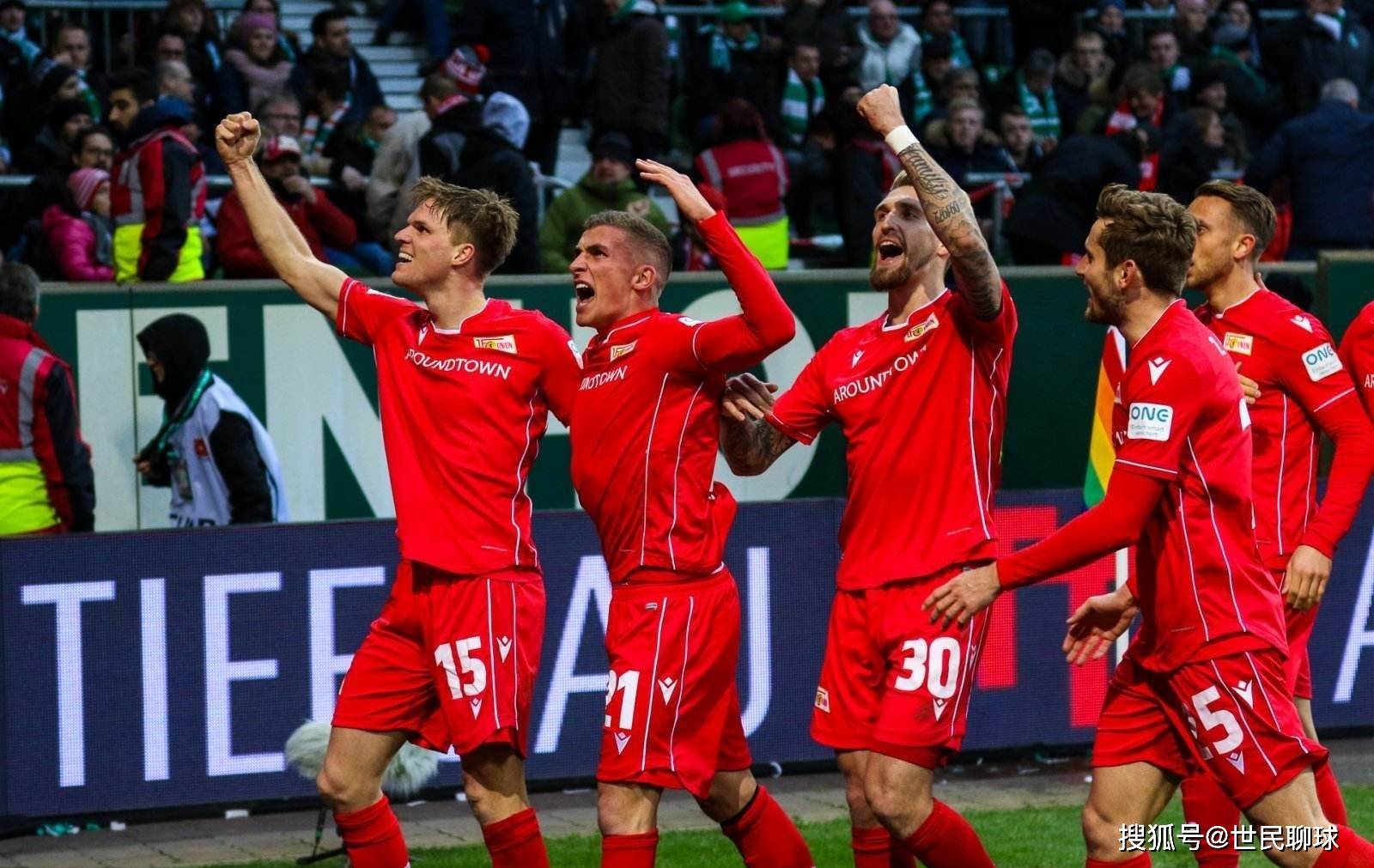 巴黎锋线全场压制