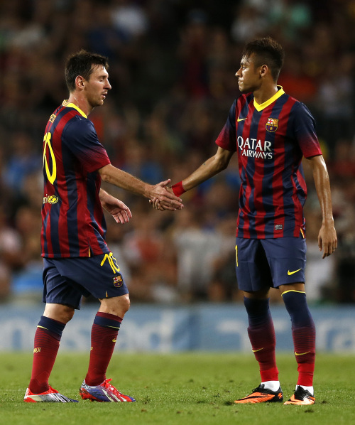 巴西女排五局鏖战3-2险胜日本 挺进世联赛决赛