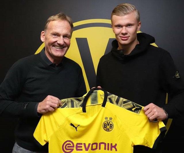 迪纳塔莱：斯帕莱蒂的进攻体系让前锋受益，相信球迷会喜欢他