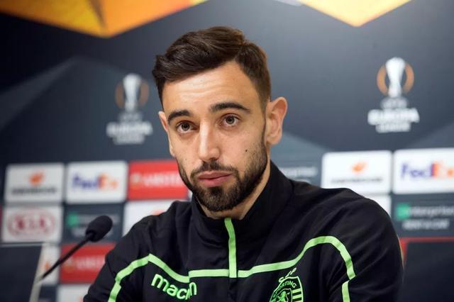 足球世界杯新增三座临时球场，应对球迷增长