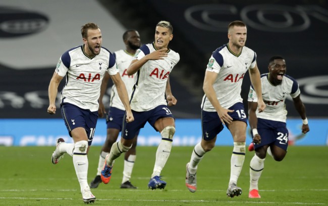 踢球者：穆西亚拉提前1天归队训练，重点加练体能（踢球者：穆西亚拉提前一天回归球队训练，主攻体能）