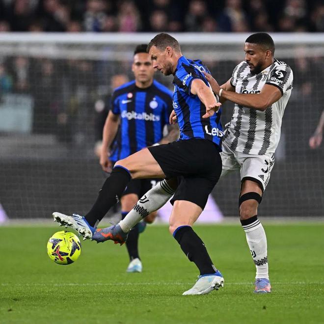 韩媒：孙兴慜前女友涉嫌多次对其敲诈，检方希望判她5年